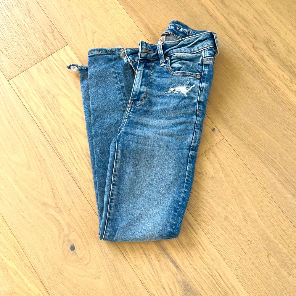 New American Eagle skinny jeans size 2 short